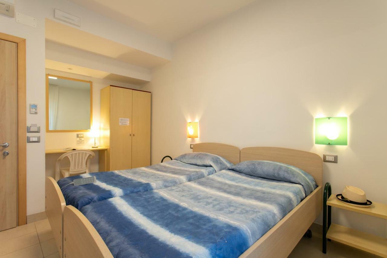 Hotel Venezia E La Villetta 利多迪迪耶索洛 外观 照片
