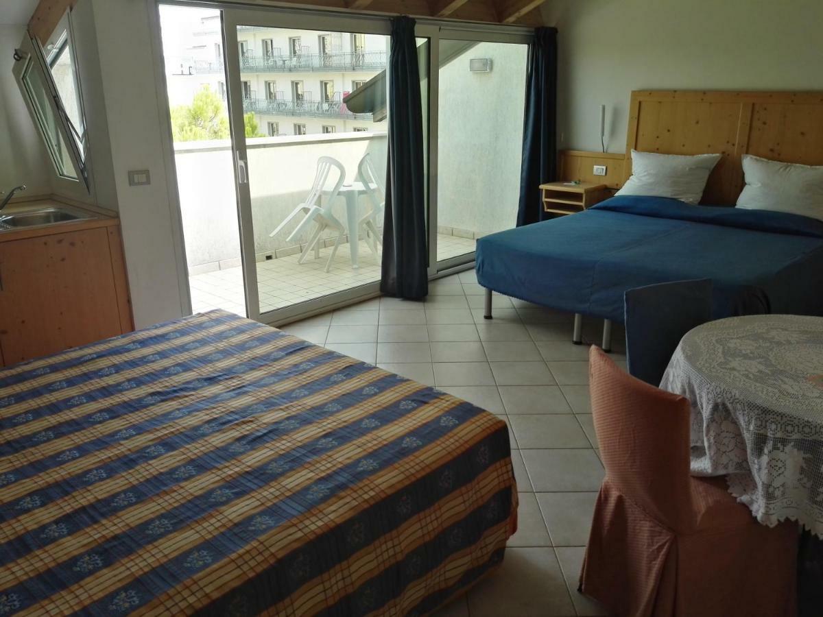 Hotel Venezia E La Villetta 利多迪迪耶索洛 外观 照片